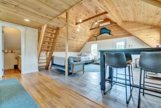 Seaside Farmhouse Loft – Cozy Midcoast Escape - 5