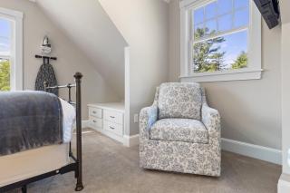 Charming coastal cottage with deck, grill, firepit, and jetted tub - 2