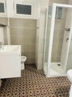 Beau T1 avec jardin et stationnement gratuit - 7
