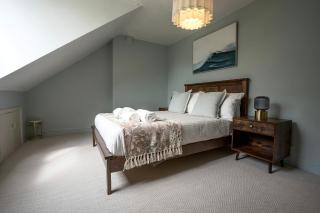 Old Lumford Cottage, Bakewell - Picturesque Riverside Property - 6