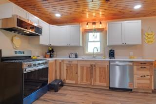 Lake Access & Private Dock: Brand New Minong Home - 2