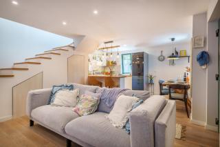 NEW! Authentic Stone Hideaway with Private Jacuzzi and Panoramic Sea View - 8