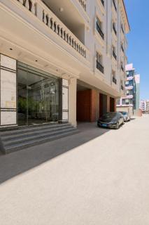 Quiet Stylish Apartment near New Marina with Pool View - 2