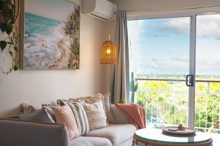 Salt & Sand - Pet-Friendly Apartments - Opposite Shaws Bay - East Ballina - 8