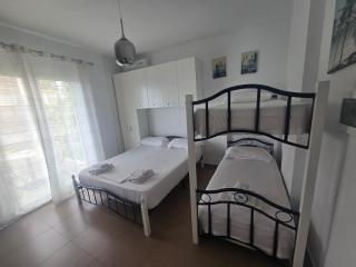 Deni Sea View Apartment - 1