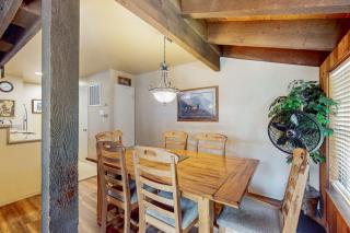 Lakeside luxury meets mountain adventure in the heart of Tahoe - 5