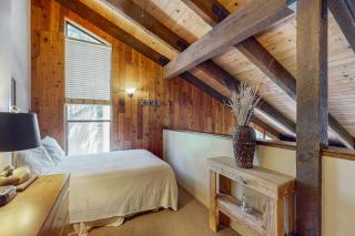 Lakeside luxury meets mountain adventure in the heart of Tahoe - 1
