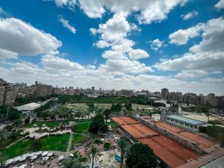 3BDR Luxurious Hotel Apartment at Al-Doqi - 2