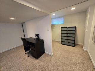 Large Room with Private Bath in Pentagon City - Walk to METRO - 3