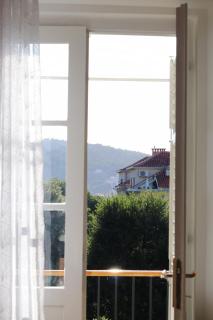 Charming flat near center and beach - 0