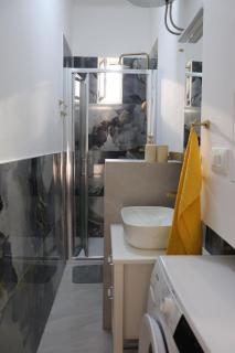 Charming flat near center and beach - 6