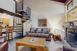Quintessential Heavenly basecamp at Lakeland Village with amazing amenities - 8