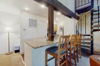 Quintessential Heavenly basecamp at Lakeland Village with amazing amenities - 5