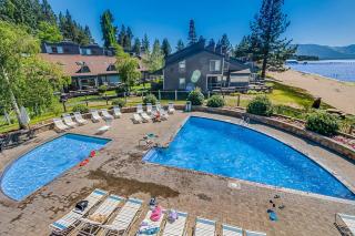 An all-season getaway near Heavenly with private beach access & a lakefront pool - 8