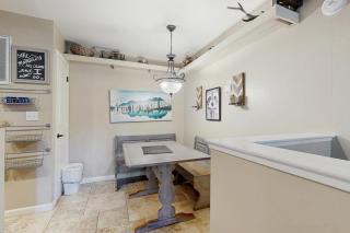 Dreamy mountain basecamp at Lakeland Village with amazing amenities - 2