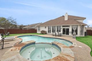 Southern Living At Its Best-Pool BBQ - 9