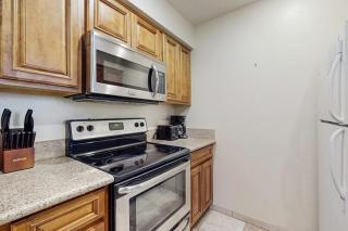 Serene townhome with easy beach lounging and numerous relaxing amenities - 1