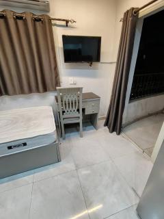 Abu safa home - 0