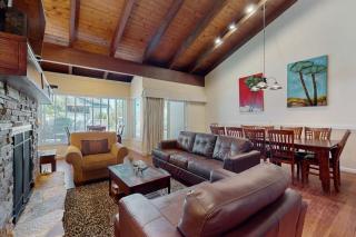 Bright townhome with lazy days on the beach and bountiful relaxing amenities - 6
