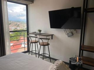Epic Suite 301 Loft Deluxe Airport - 8