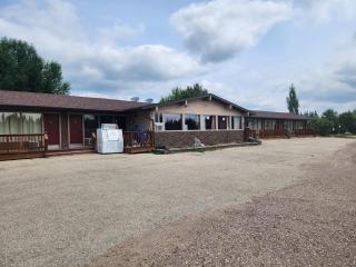 Cedar Creek Resort - 1