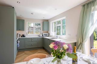 4 Bed with large garden sea views near Saunton - 8