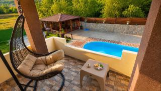 Family suite 96m2 with pool and mountain view - 3