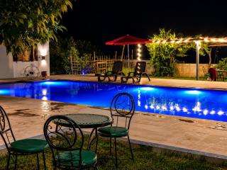 Villa Mouloud - Piscine partagée, nature et calme - 0