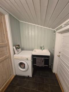 Charming waterside cottage by Lake in Seljord - 3