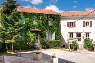 Apartments with parking space Momjan, Central Istria - Sredisnja Istra - 27258 - 0