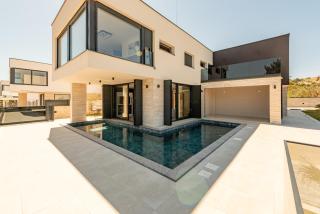 Holiday house with a swimming pool Vir - Lozice, Vir - 27818 - 9