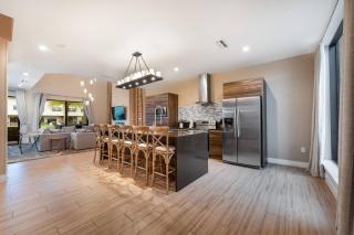 7458 Modern 9 guests 3 suites jacuzzi 8 min Disney - 4