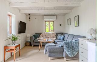 Lovely Home In Thyholm With Sauna - 0