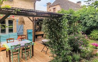 2 Bedroom Awesome Home In Saint Leon Sur Vezere - 1