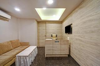Super Townhouse Hotel All In One Near City Centre Salt Lake - 9