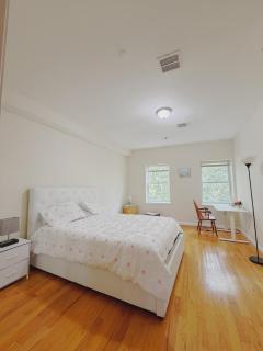 Spacious Private Room- Easy commute to NYC - 3