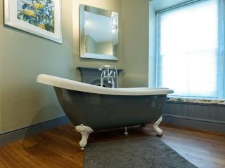 Gwynfryn House, Gorgeous Riverside Property Near The Beach - 6