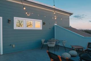 Sleeps 16+ Rooftop + Foosball + Xbox - 7