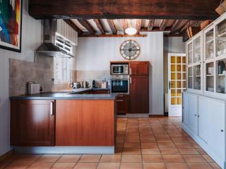 Gîte du Château avec tennis et piscine - 14 pers. - FR-1-591-797 - 8