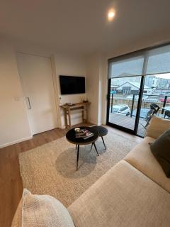 Luxury Central City 1-Bed Apartment Near Stadium - 7