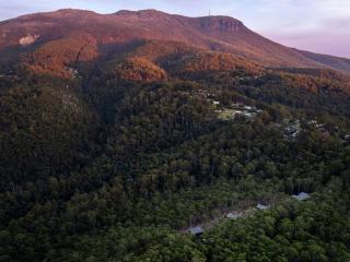 BREATH Quiet Hideaways, Fern Tree, Hobart - 0
