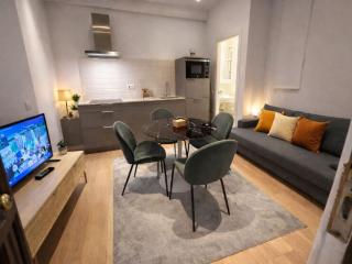 Stay in Madrid for 5 guests - 5