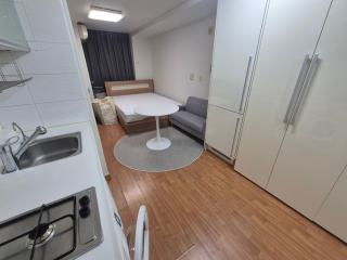 2409#SpaciousStudio #5MinToYeoksam #AirportLimousine #EasySubwayAccess #GangnamBusinessHub - 5