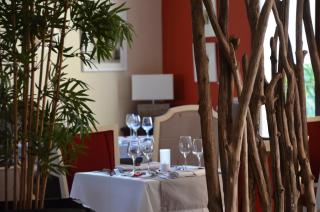 Hotel Restaurant Le Clos De Pradines - Saint-Quentin-la-Poterie - 3