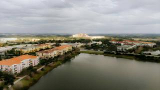 2BR Condo l Convention Center l 6min Epic - 3