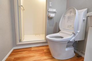 ZJ401 Top-Floor 1BR Home with Living Room and Kitchen, Double Bed and Sofa Bed - 2