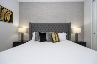 Spacious 9Bd near Disney with Pool - Family Dream - 4