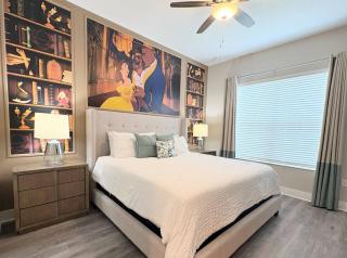 5 Min to Disney Renovated 4BR • Themed Rooms • BBQ - 8