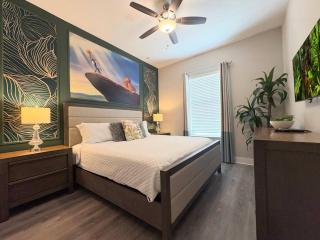 5 Min to Disney Renovated 4BR • Themed Rooms • BBQ - 0