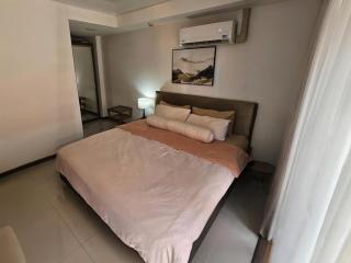 One-bedroom condo on Nai Harn Beach, Rawai - 8